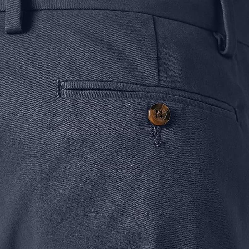 Men's Classic-Fit Wrinkle-Resistant Pleated Chino Pant, 32 x 29