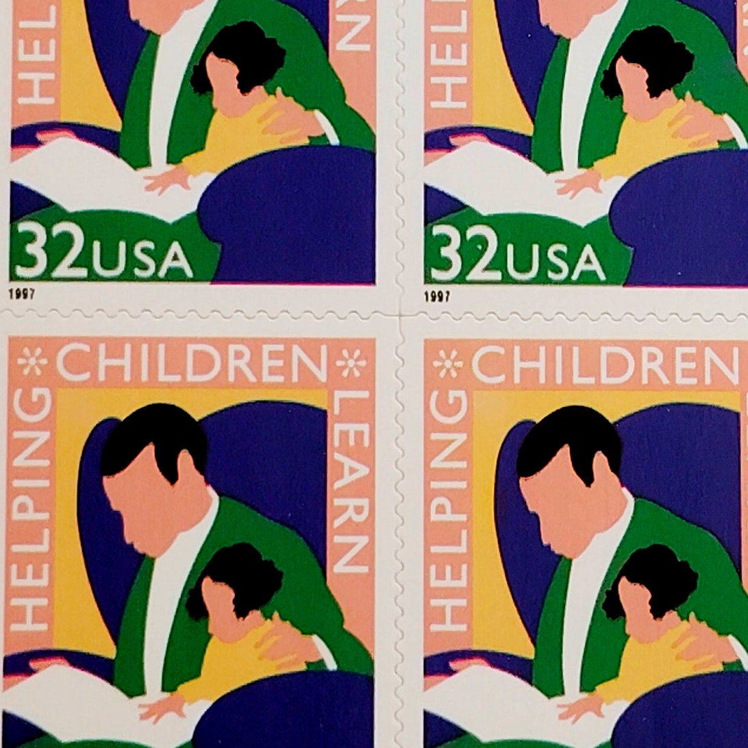 Block of 4 – 1997 USA 32¢ Helping Children Learn MNH Scott 3125