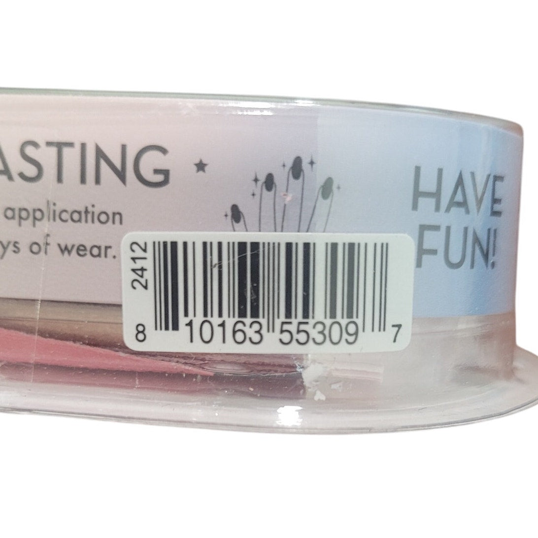 Olive & June Press-On Fake Nails – Maximalist Denim – 42ct – Short Round – Instant Mani Set