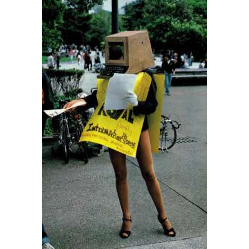 National Geographic Magazine October 1982, The Chip, Silicon Valley, Thailand ..