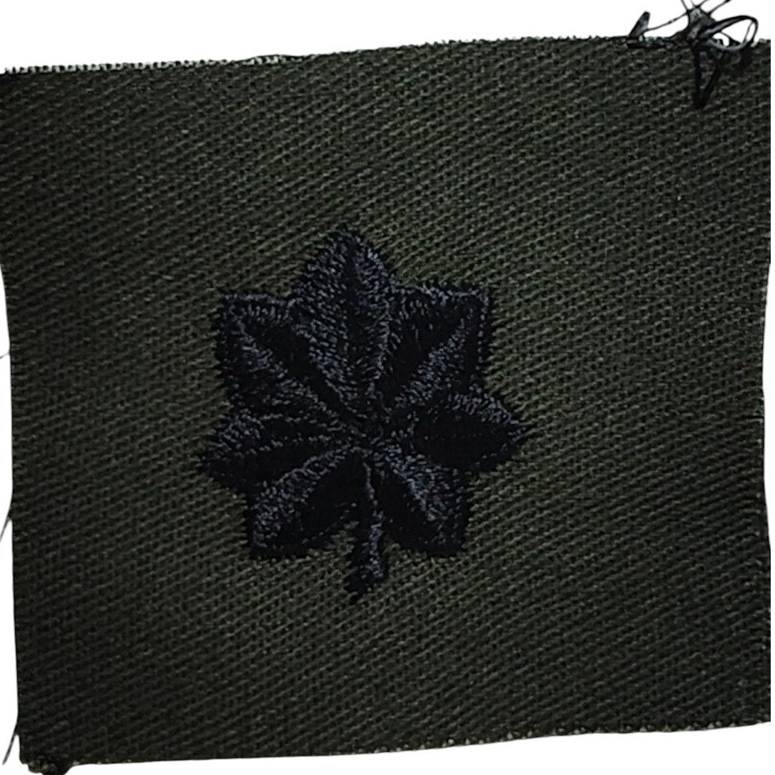 Pre-1989 USN Cap Device Subdued Embroidered Lieutenant Colonel ODG Sew-On