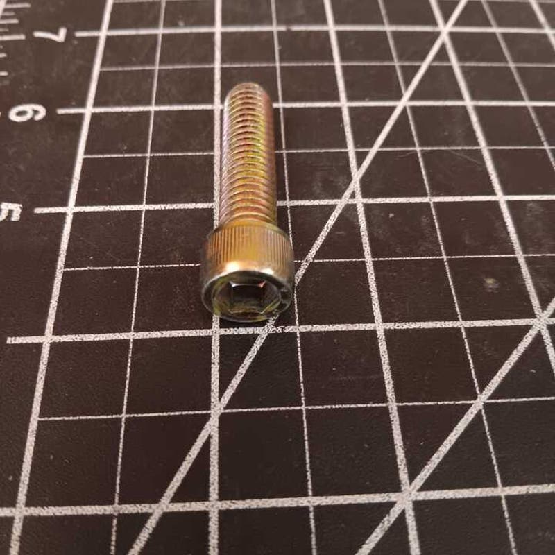 30-Pk: 3/8-16 x 1-1/2" Socket Full Thread Cap Yellow Zinc Socket Cap Screws