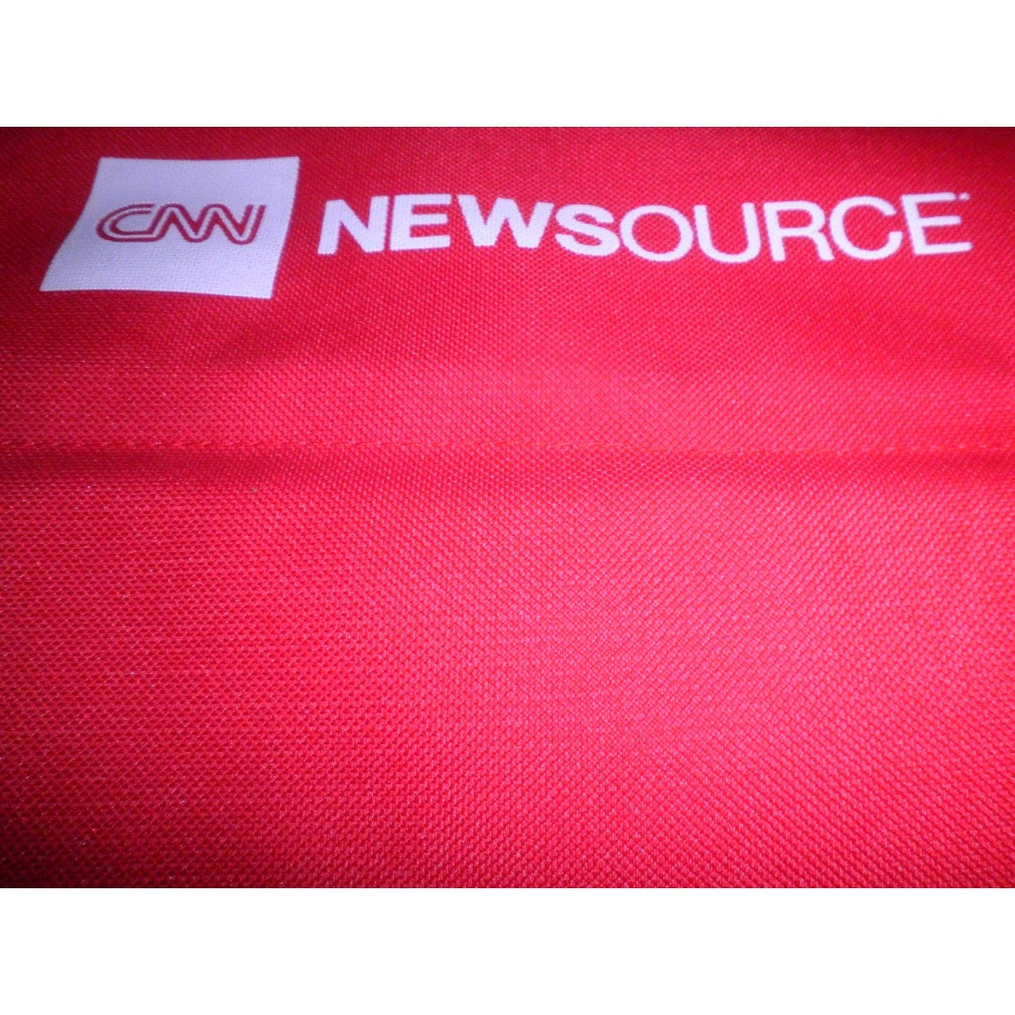 2 x Accordion-Fold Stadium Seat Cushions 15.25" x 15.25", CNN NEWSOURCE