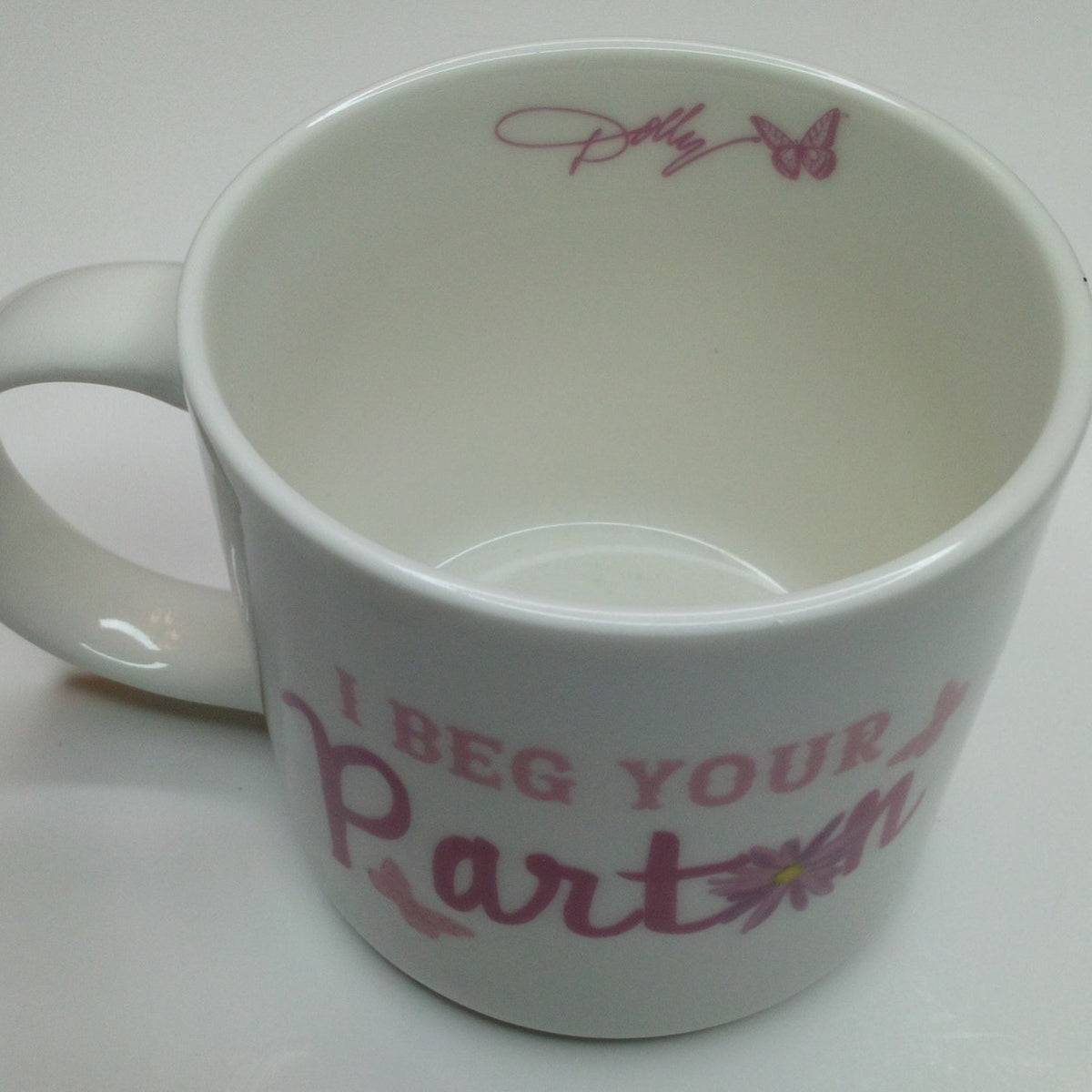 Dolly Parton "I Beg Your Parton" 16oz Ceramic Mug - White & Pink