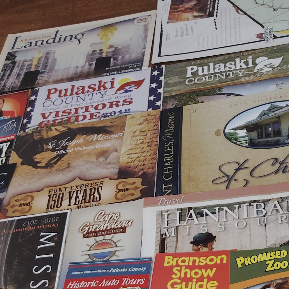 Missouri Travel & Tourist Ephemera Lot 2010 - Branson, St. Charles Guides Maps