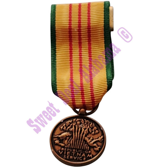 Vietnam Service Mini Medal (3/4"D) Ribbon (3/4"W) Overall 2-1/4"H