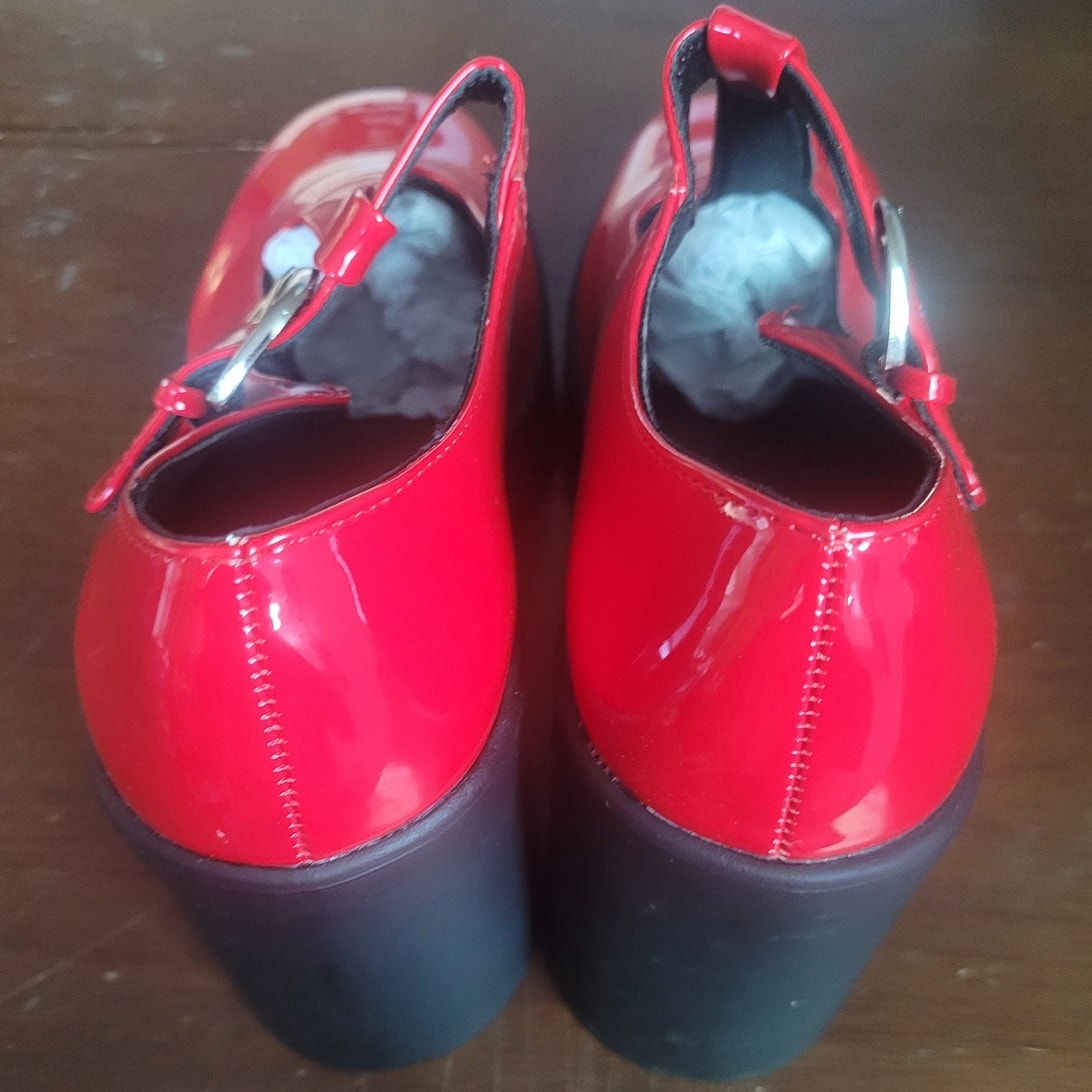 Yoki Trace Wedge Pumps – Red, Women’s 8M, Slip-On Closed Toe Dress Heel