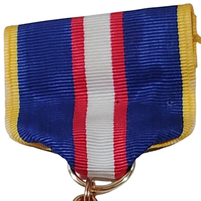 U.S. Philippine Independence Medal Pinback, 1-1/2"D x 3-3/8"H Overall, 7-4-46