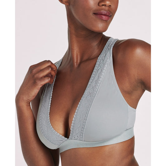 Bali Comfort Revolution Lace V-Neck Bralette – Morning Fog – Size M – Wireless