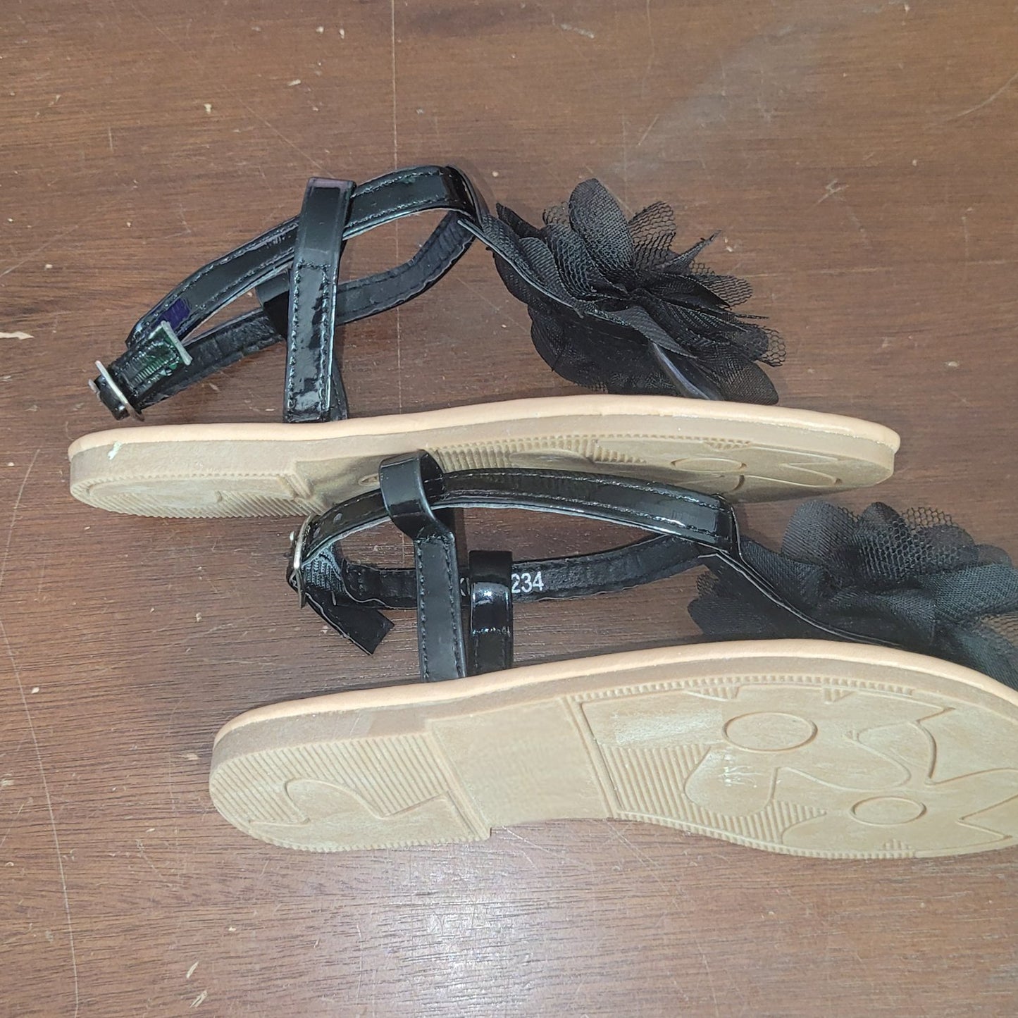 Petalia Toddler Girls' Sandals, 7,  Black Patent - Black Mesh Flower Sandal