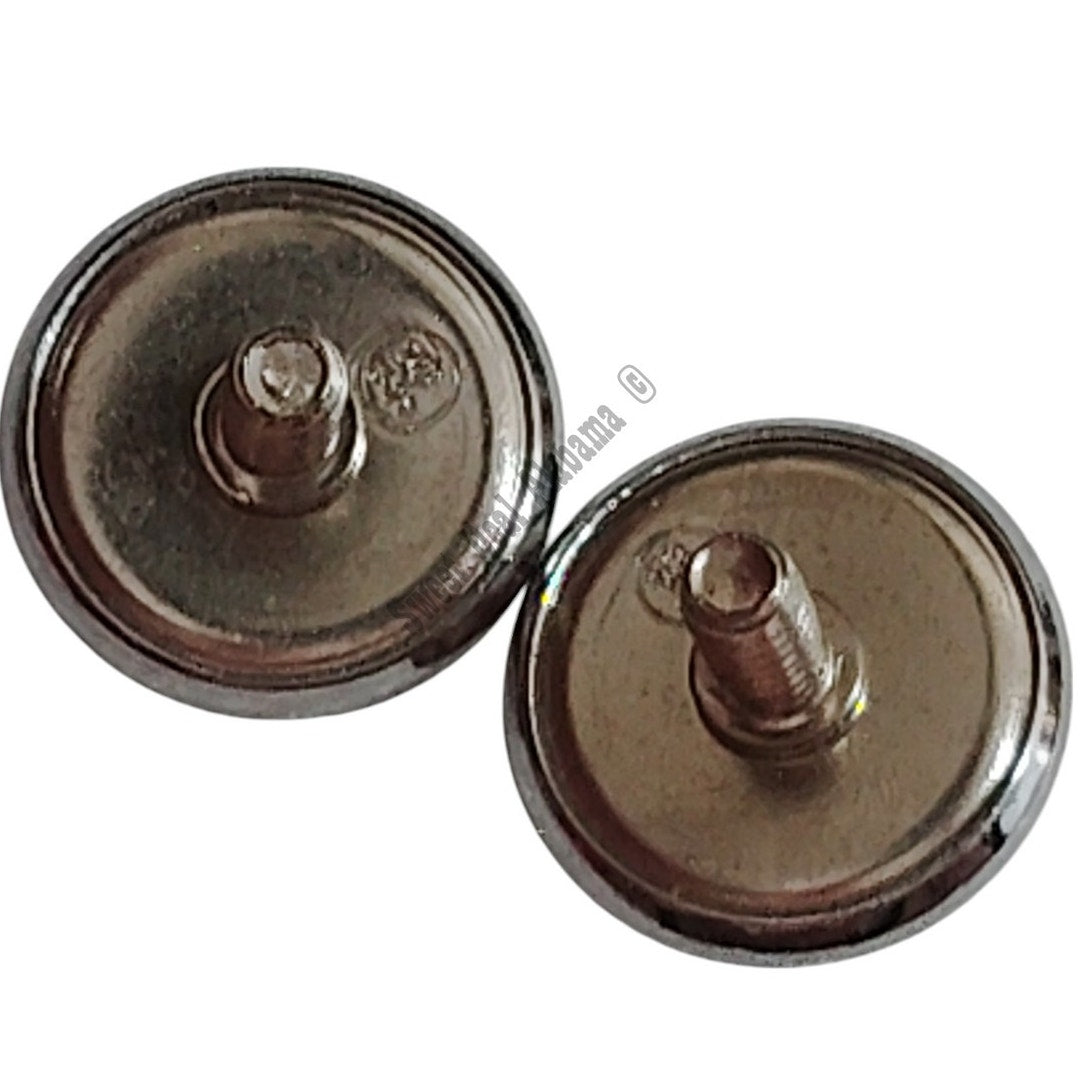 2 Vintage Hap Arnold Screw Mount Buttons, 27 Ligne (5/8"D), Bright Silver