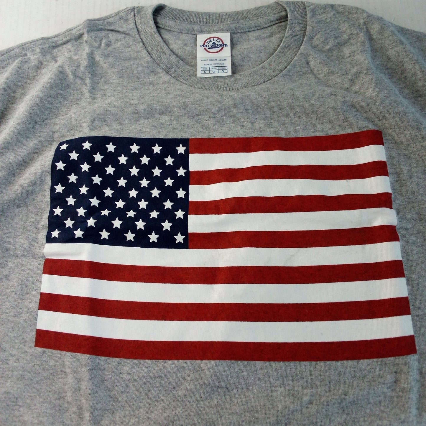 Men’s Heather Gray American Flag Graphic T‑Shirt – Large, Delta Pro Weight Tee