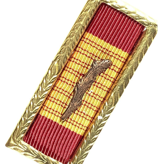 Hat/Lapel Pin, Republic of Vietnam Gallantry Cross Unit Citation w/ Palm, Frame