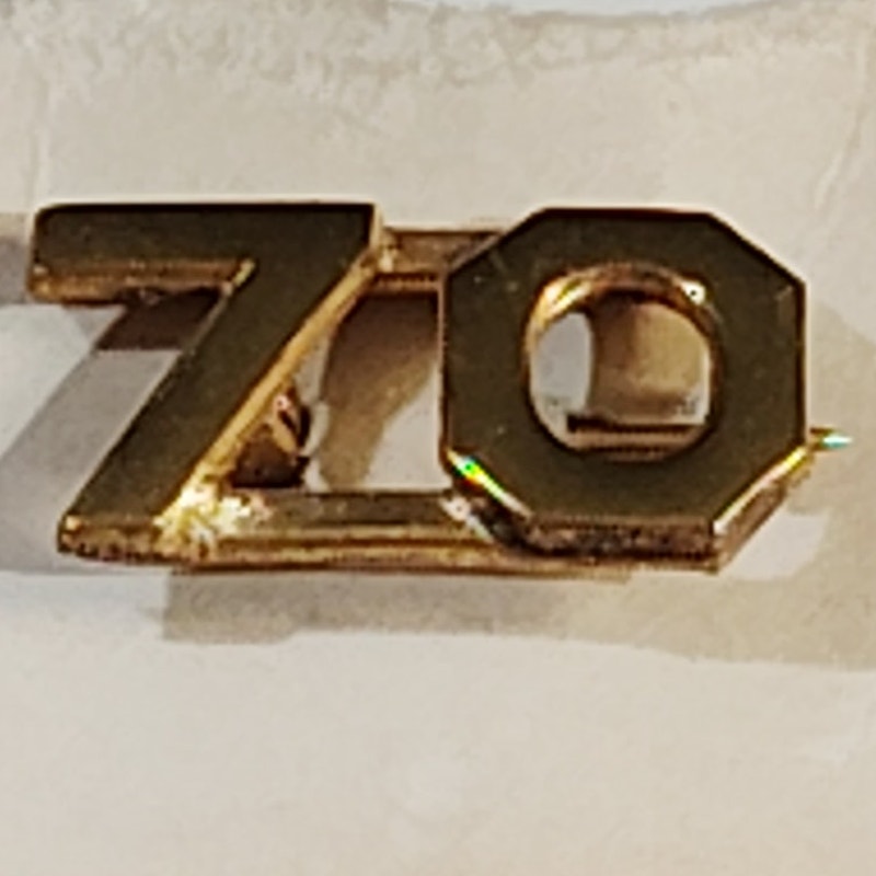 Early/Mid 1900s Brass C-Clasp "70" Collar Device 3/8"H Hat / Lapel Pin