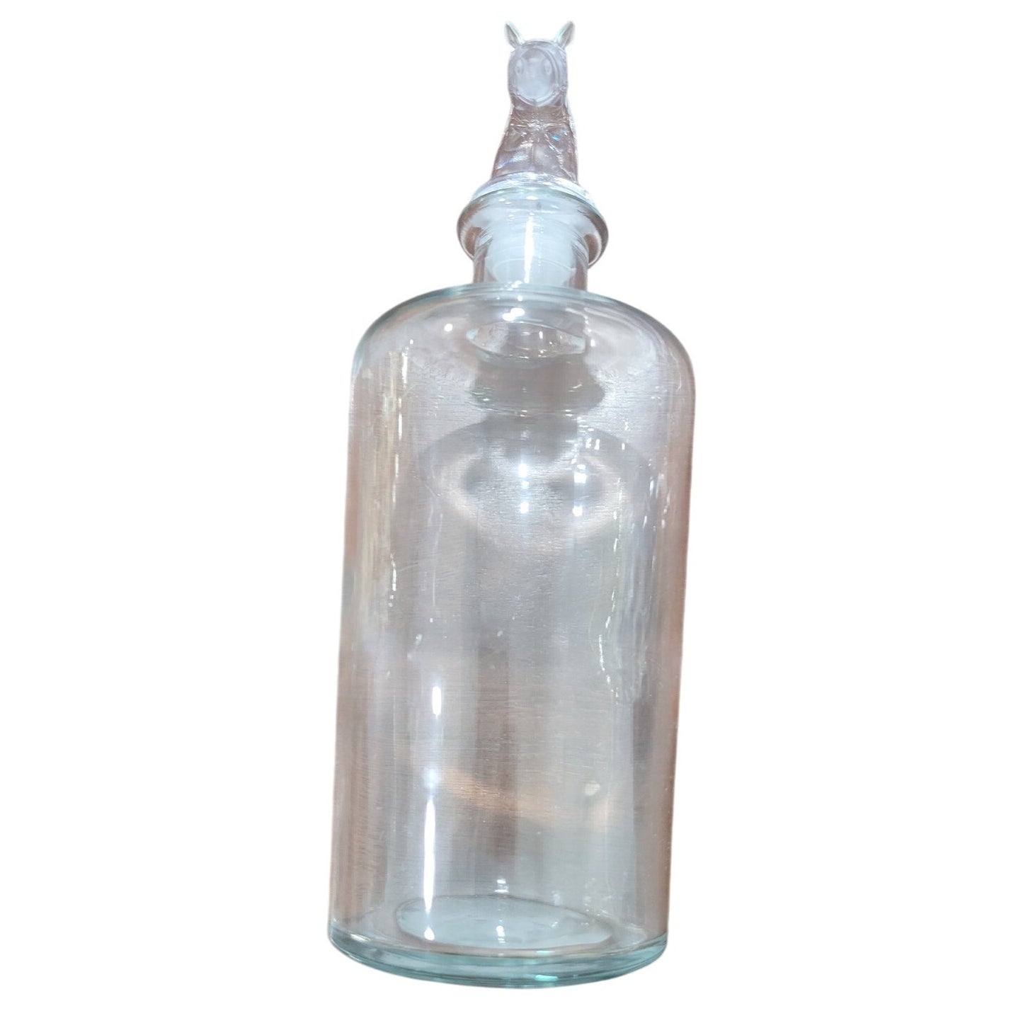 Newclassic Enterprise Horse Decanter with Horse Head Stopper – Hand Wash Only, Made in Hong Kong