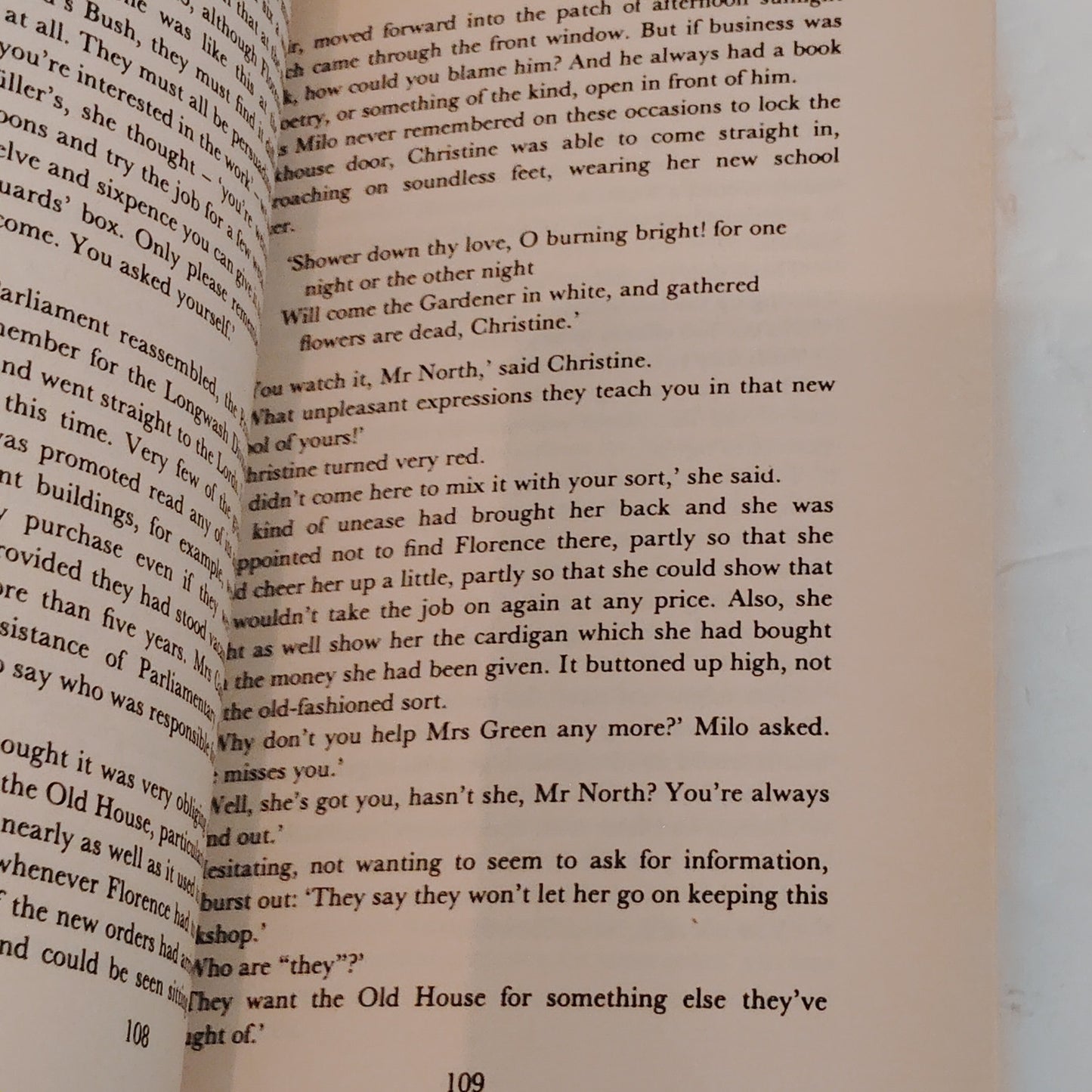 The Bookshop 1997 First US Edition PB LN Aged Pages Penelope Fitzgerald Novel