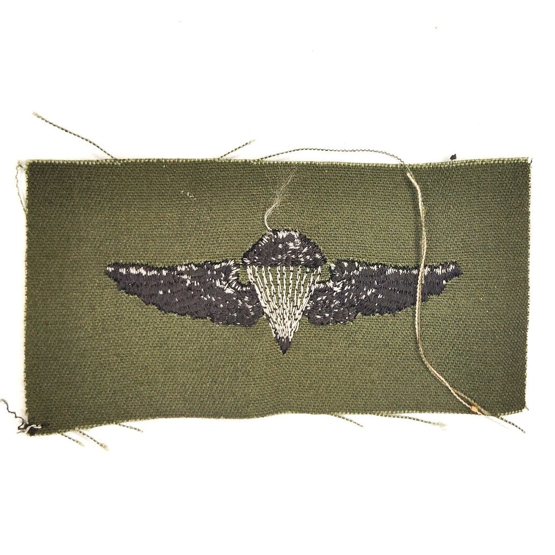 US Army Airborne Basic Parachutist Subdued OD Green Badge Patch – Sew‑On 4"