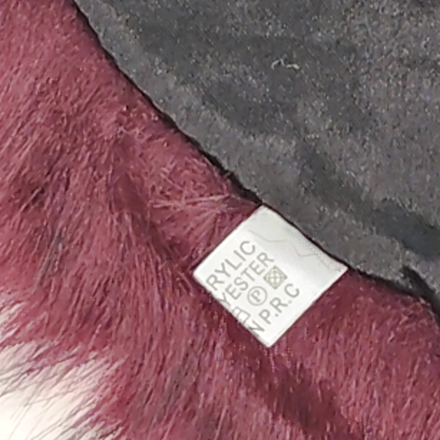 Lucky Leaf Faux Fur Collar Scarf Amaranth (Deep Burgundy) Soft Plush Wrap