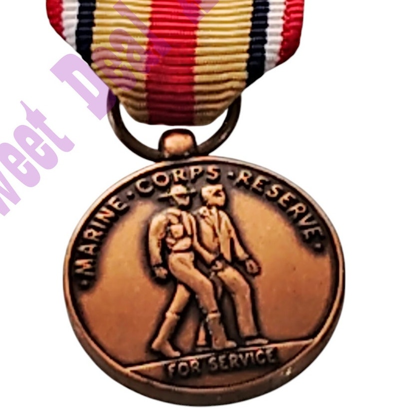 Marine Corps Selected Reserve Mini Medal (3/4"D) Ribbon (3/4"W) Overall 2-1/4"H