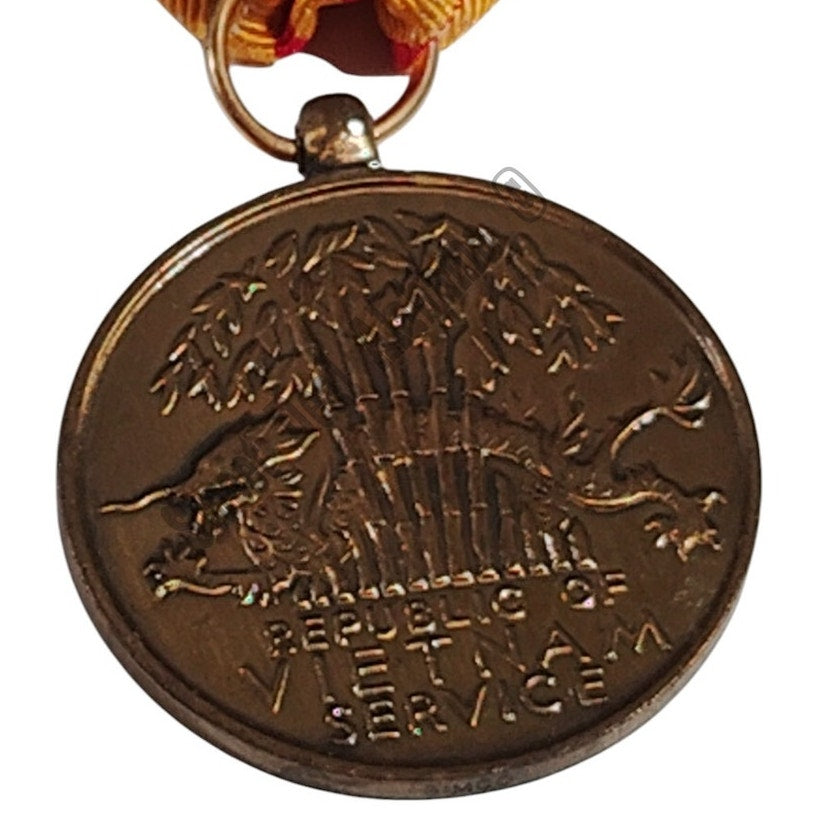 Republic of Vietnam Service Medal w/ Pinback, 1-1/4"D Medal x 3-1/8"H Overall
