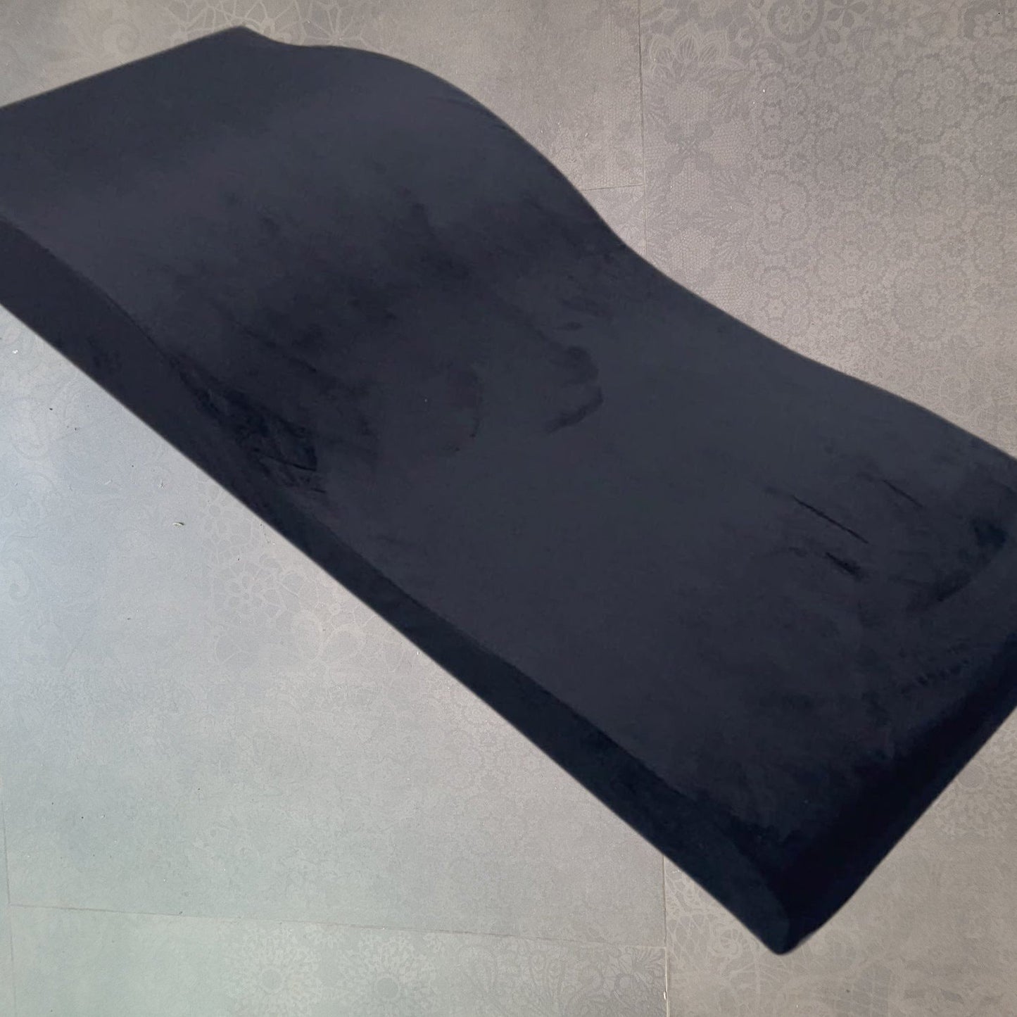 Lash Bed Topper – 70" x 23" – Curvy Ergonomic Massage Foam Cushion with Removable Cover – Salon Lash Extension Bed Topper