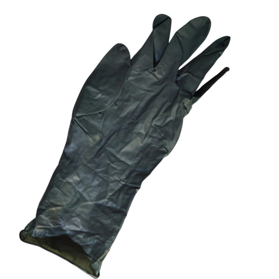 Biological Use Protective Gloves – Unpowdered, Possibly Latex (Set of 3)