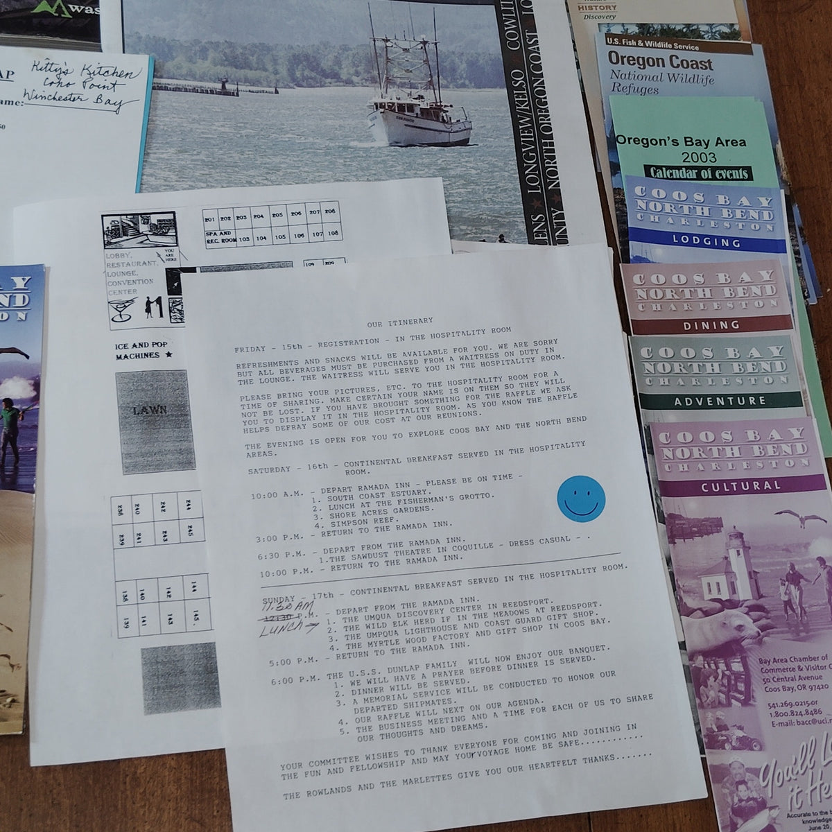 Vintage WA & OR Travel Ephemera Lot - Brochures, Guides & Maps from Estate
