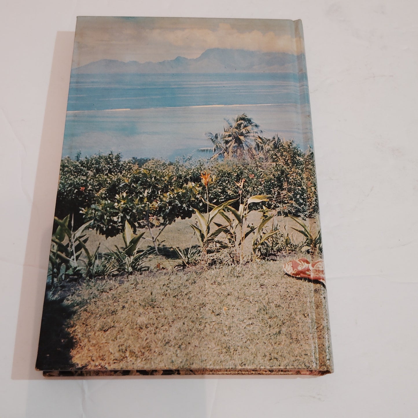Tahiti Today Sightseeing and Shopping Guide 1970 Hardcover LN
