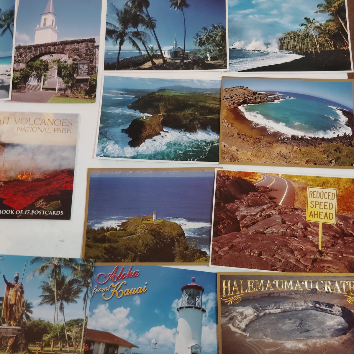 Vintage 2008 Hawaii Postcard Collection & Souvenir Postcard Book - 33 Unique Pcs