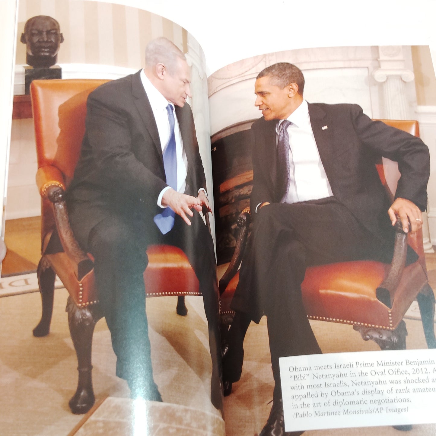 The Amateur, Barak Obama in WH, Hardcover 2012, Good Condition with Dust Jacket