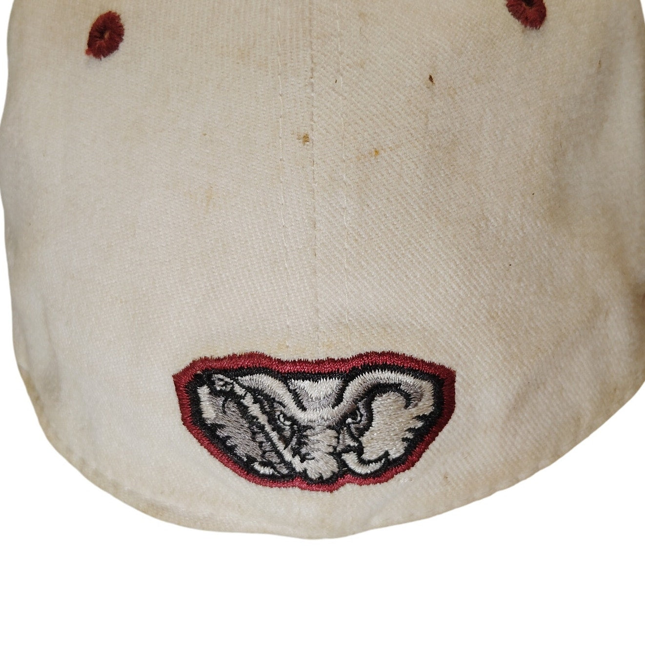 Vintage Top of the World University of Alabama One-Fit Ballcap Embroidered, Stretch Band, Aged White