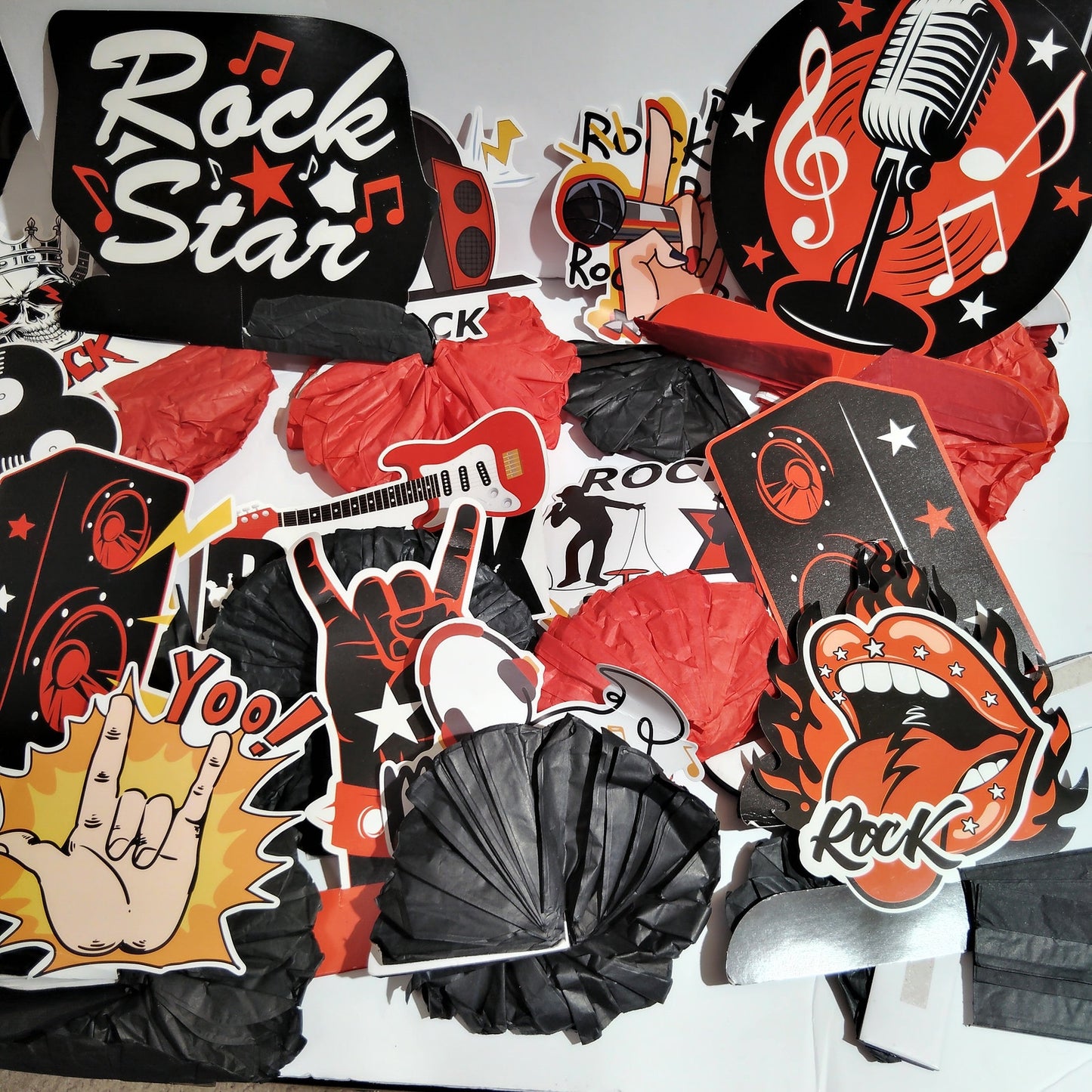 1950s Rock & Roll Party Decorations 16‑Pc Honeycomb Centerpieces & Table Toppers