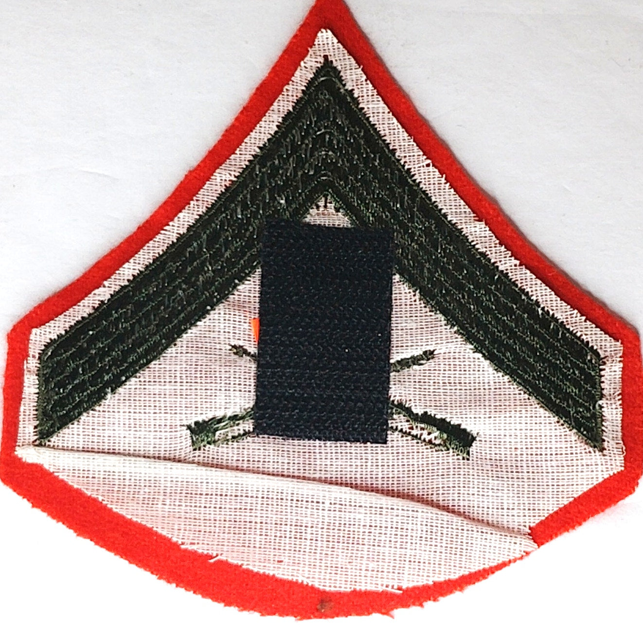 VTG USMC Lance Corporal E‑3 Chevron Green on Red Wool 3.75" × 3.75" Hook Back