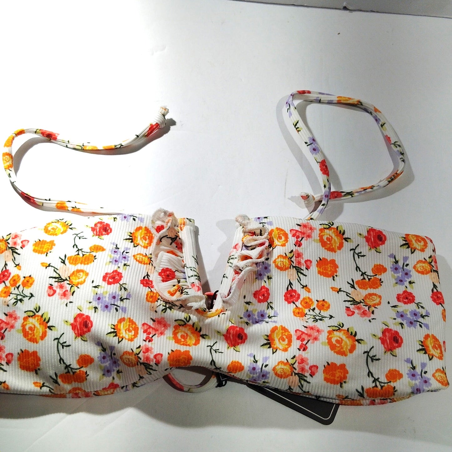 ZAFUL Women’s Floral Ribbed V‑Notch Bikini Top – White Multi – 4 (SM) – NWT