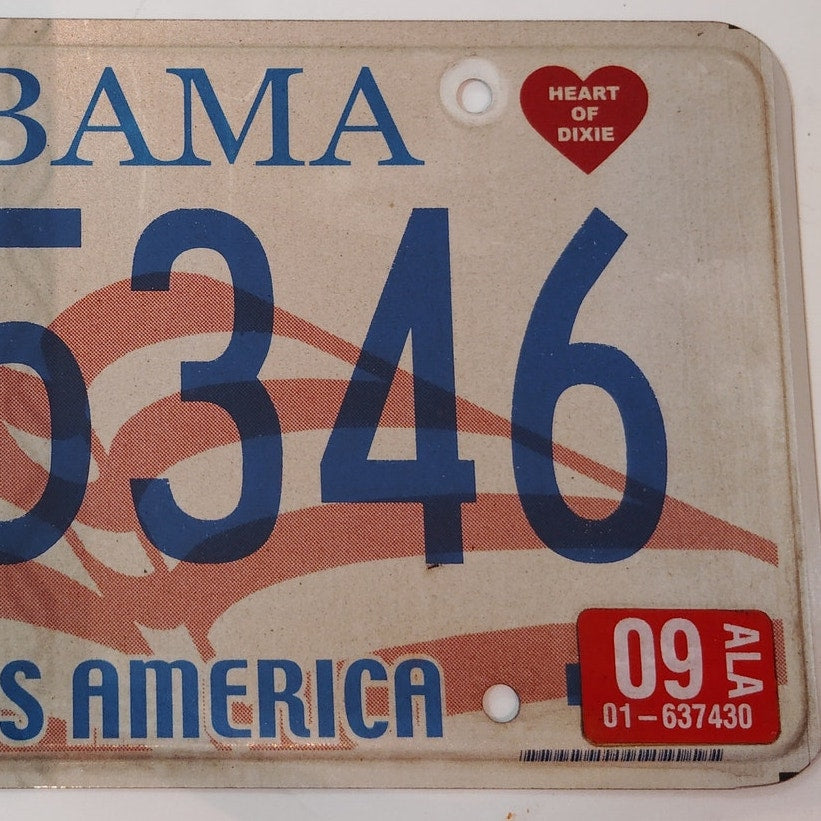 Vintage 2009 Alabama License Plate - God Bless America Flag Theme A555346