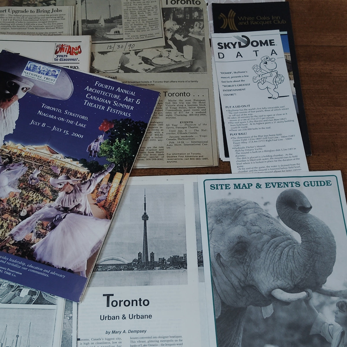 Canada 1990s Toronto Ontario Travel Ephemera Collection - Brochures, News & Maps