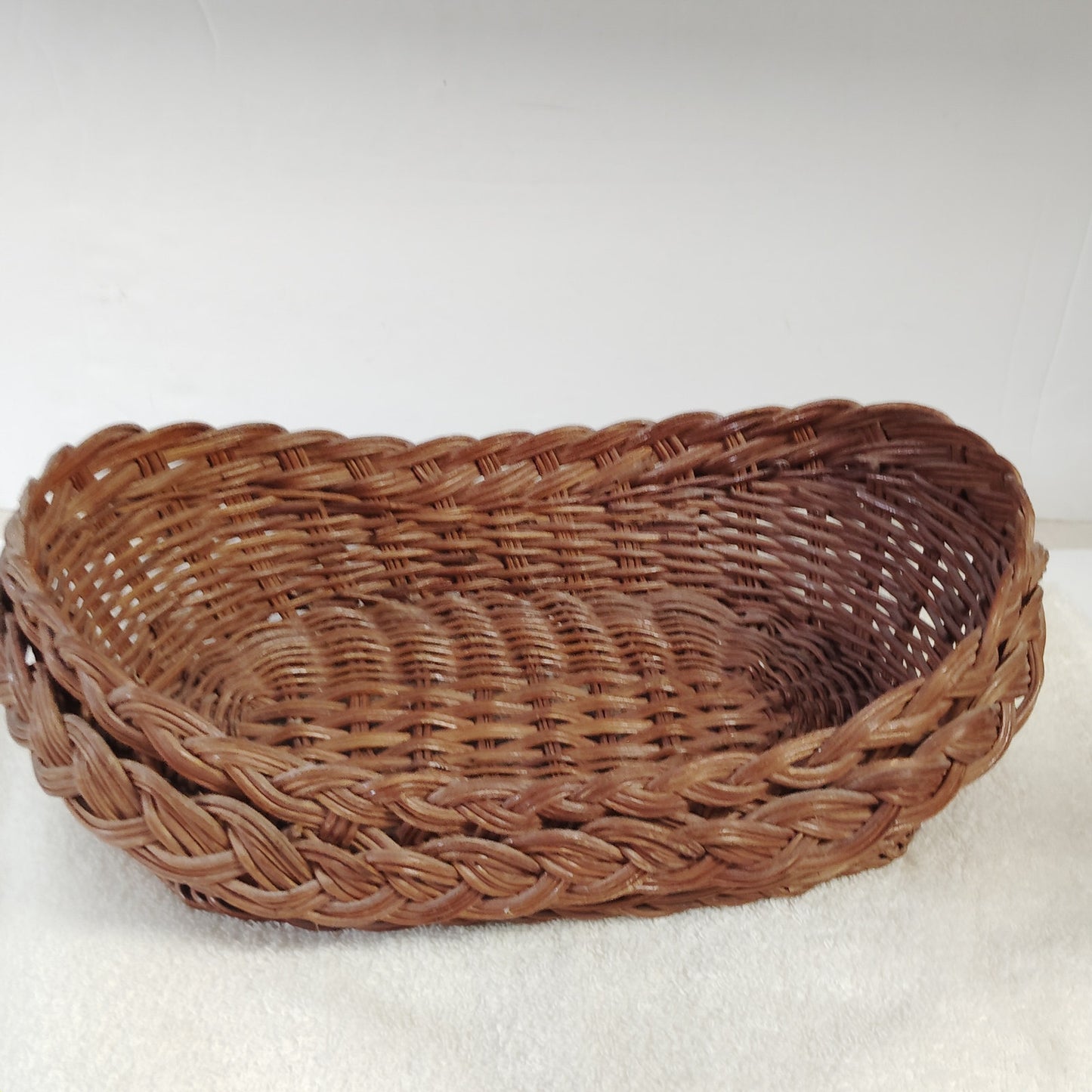 VTG 1970's  Oval Wicker Bread Basket 12x8x3.5 Braided Rim Rustic Boho Kitchen