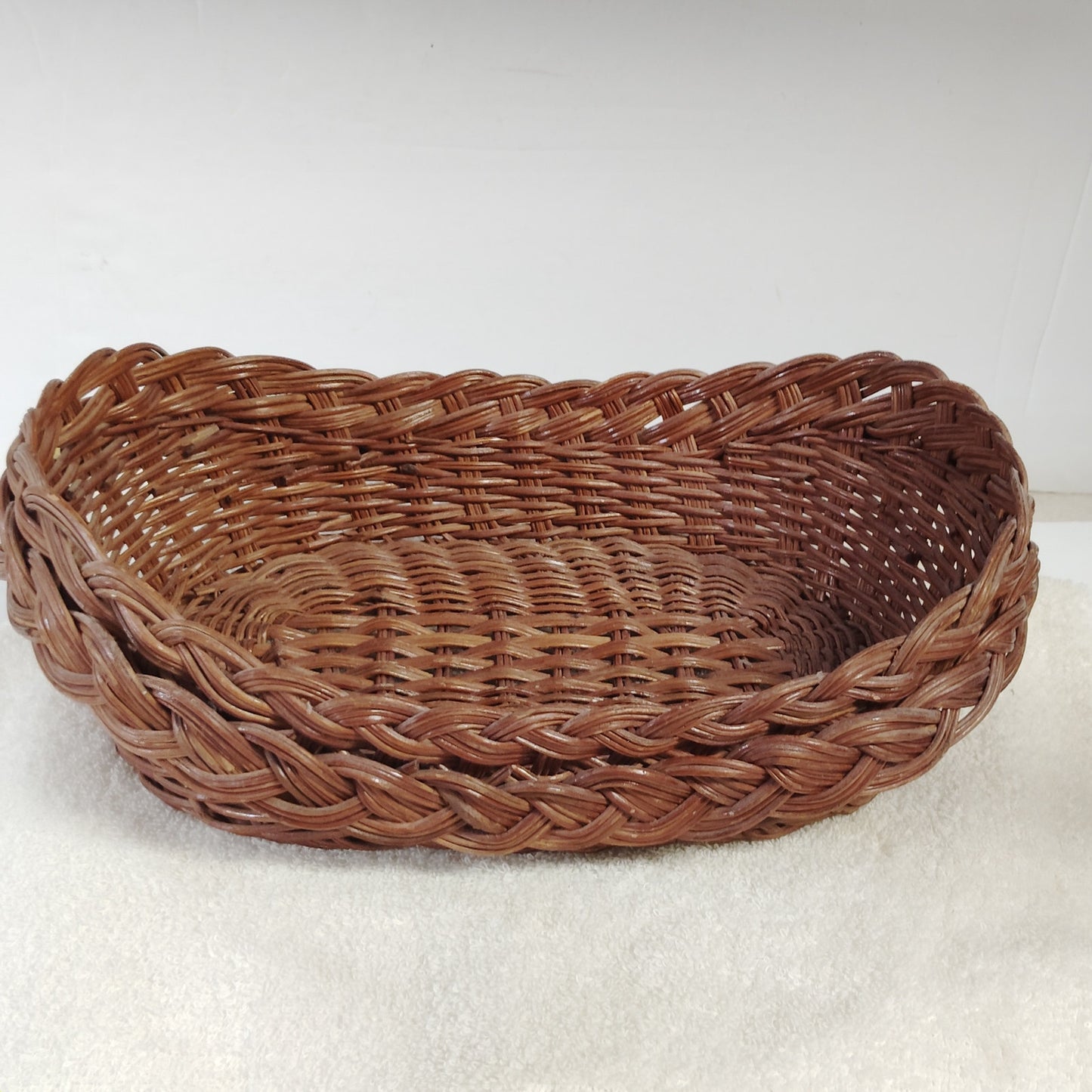 VTG 1970's  Oval Wicker Bread Basket 12x8x3.5 Braided Rim Rustic Boho Kitchen