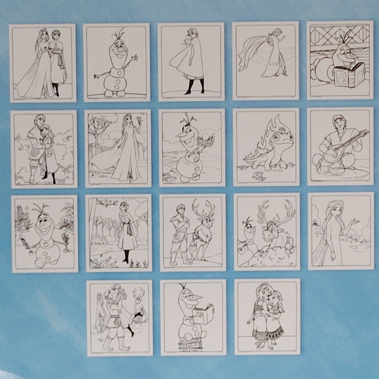 Crayola Color Wonder Disney Frozen Coloring Set – 18 Pages & 5 Markers Set