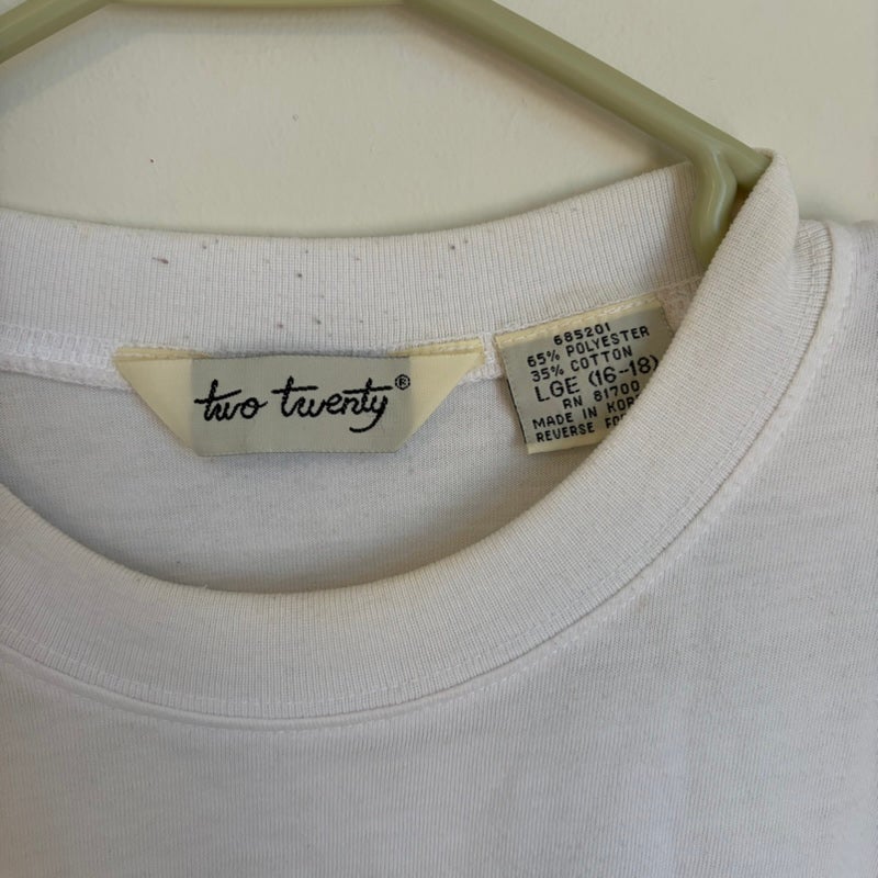 Two Twenty White Aztec Graphic Short Sleeve T-Shirt Women's L 16-18 Crew Neck