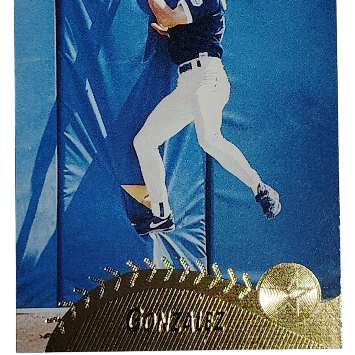 1995 Pinnacle Luis Gonzalez Card #33 Houston Astros OF VG/EX