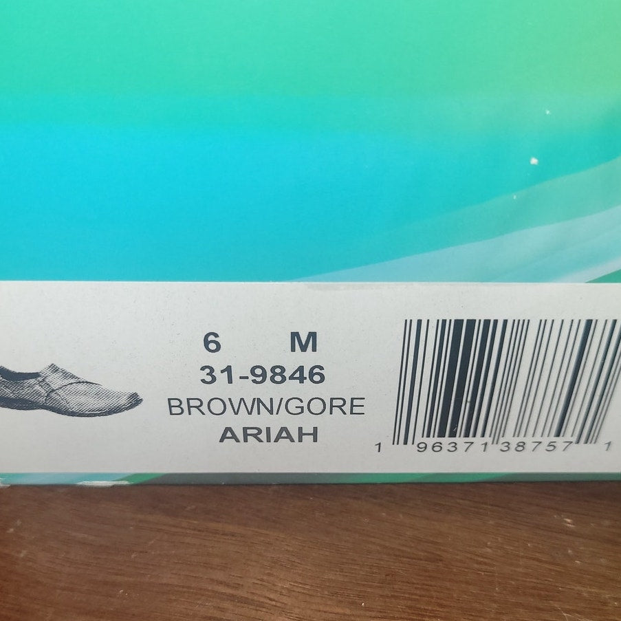 Easy Street Women’s Ariah Sneakers/Flats – Brown/Gore, Size 6M, Style: 31-9846