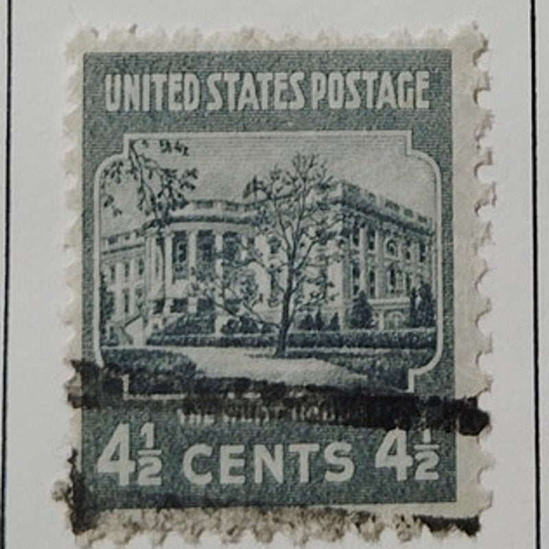 1938 US Postage Stamp #809 The White House Presidential Series 4.5c Used