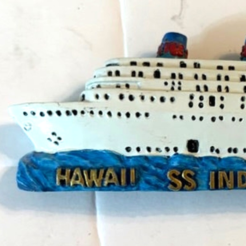 SS Independence Hawaii 3D Resin Fridge Magnet American Hawaii Cruises 3.88x1.63