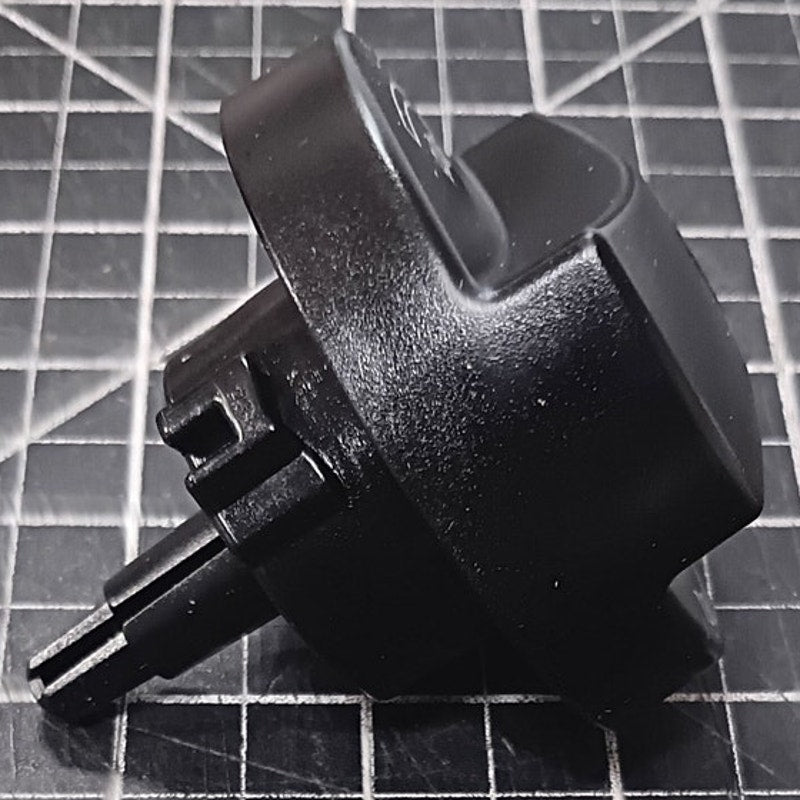 Carquest Premium Fuel Cap – Part #10844, Non-Locking Replacement