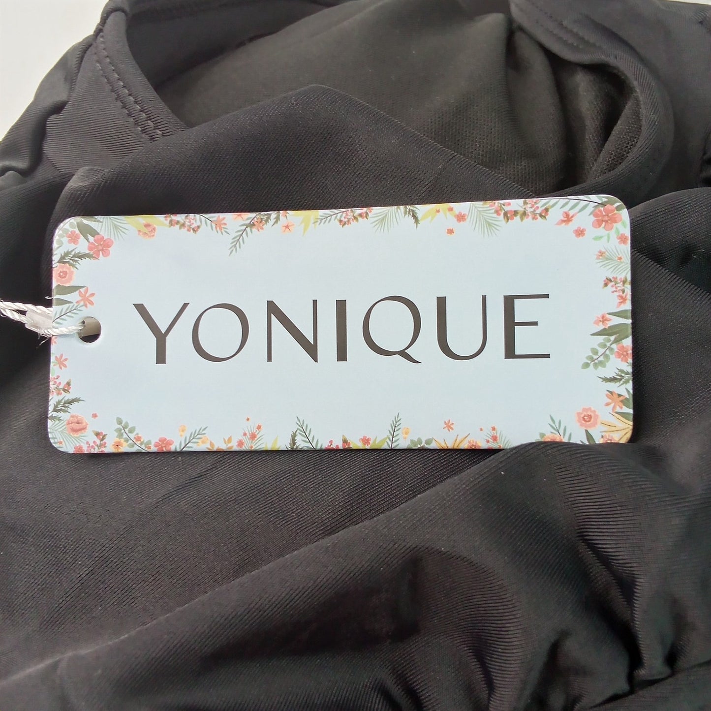 Yonique Black Tankini Swim Top Women’s Large Ruched Bust Crisscross Back NWT