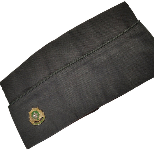 Vtg 1987 AG344 Garrison Cap. 6-5/8, 2nd Cavalry Regiment, Green Dragoons DUI Pin