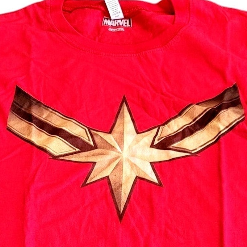 Big Girls Crew Neck Short Sleeve Captain Marvel Marvel Graphic T-Shirt, Red, XL