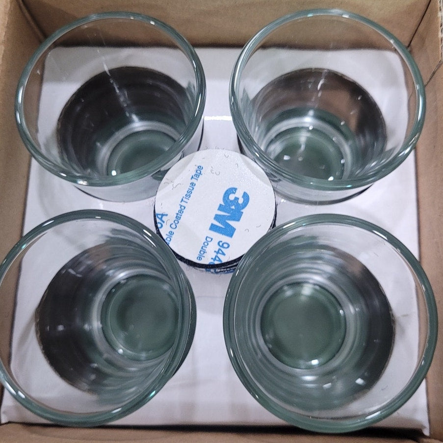 Ski Drinking Kit with 4 Shot Glasses, 4 Holders and Hook & Loop Mount