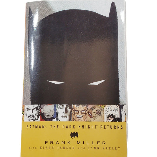 Batman: The Dark Knight Returns Frank Miller DC Comics Graphic Novel